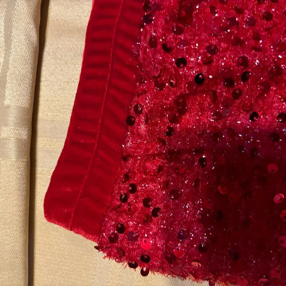 SHEIN red sequin